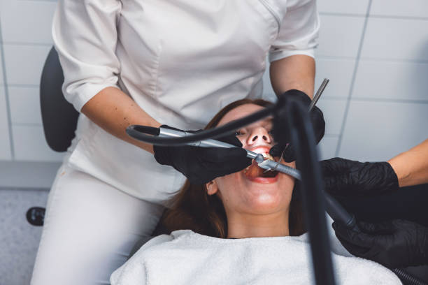 Best Emergency Care for Gum Disease in Oelwein, IA